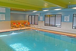 Holiday Inn Express & Suites St. Louis South - I-55 by IHG