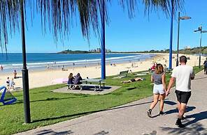 Nova Mooloolaba Beach