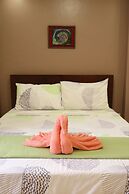 EA Apartelle - Metro Vigan - Hostel