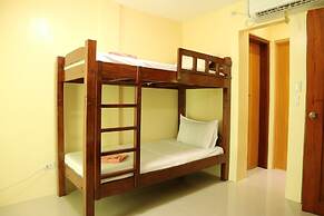 EA Apartelle - Metro Vigan - Hostel