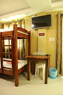 EA Apartelle - Metro Vigan - Hostel