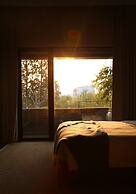 Seclusive Life in Jiangnan •Canal Yard