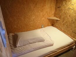 Kawaramachi Dormitory - Hostel