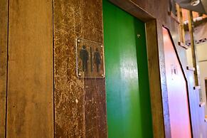 Kawaramachi Dormitory - Hostel