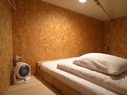 Kawaramachi Dormitory - Hostel