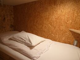 Kawaramachi Dormitory - Hostel