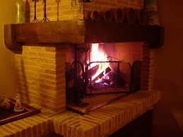 Angelucci Agriturismo con Camere e Agri Camping