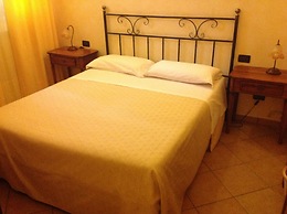 Angelucci Agriturismo con Camere e Agri Camping