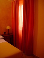 Angelucci Agriturismo con Camere e Agri Camping