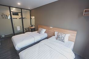 V3 Hotel & Residence Seri Alam