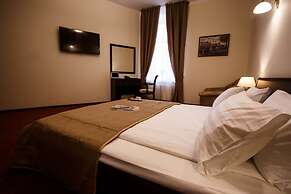 Hotel Sonata on Vladimirskaya Square