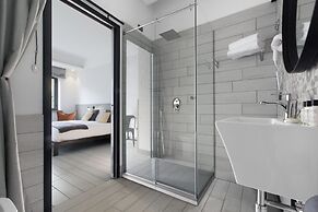 La Ferrovia Guest House