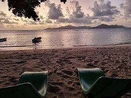 La Digue Luxury Beach Bungalow Spa & Gym