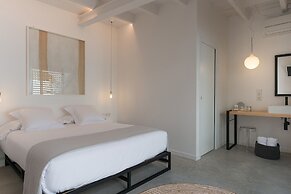 Sodium Hotel Boutique