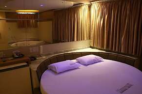 Bangalô Motel - Adults Only