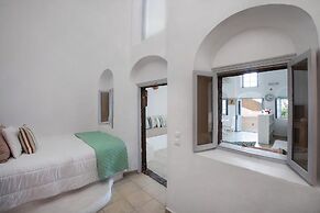 Saint George Exclusive