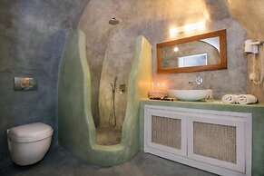 Saint George Exclusive