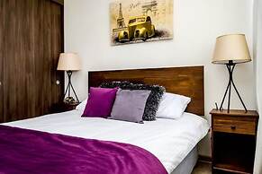 Altos Alameda apartments