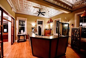 The Burleigh Falls Inn & Suites