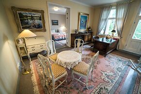 Karolineburg Manor House Hotel