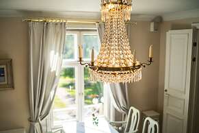 Karolineburg Manor House Hotel