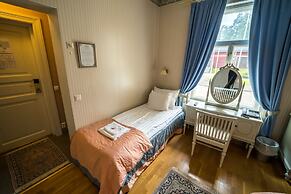 Karolineburg Manor House Hotel