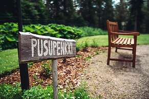 Karolineburg Manor House Hotel