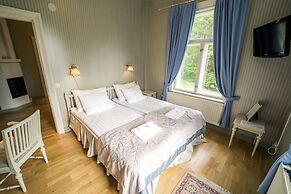 Karolineburg Manor House Hotel