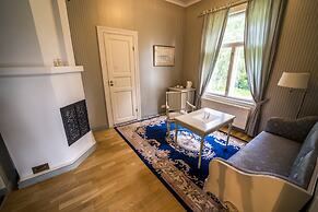 Karolineburg Manor House Hotel