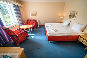 Karolineburg Manor House Hotel