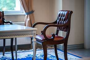 Karolineburg Manor House Hotel