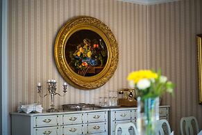 Karolineburg Manor House Hotel