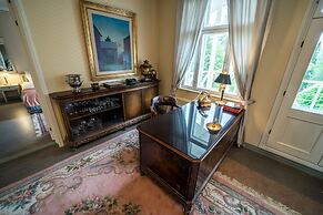 Karolineburg Manor House Hotel