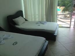 Hotel La Cascada Cristalina