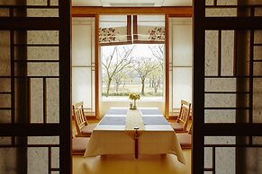 Hanok Hotel Youngsanjae