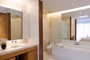 The Pearl of Naithon