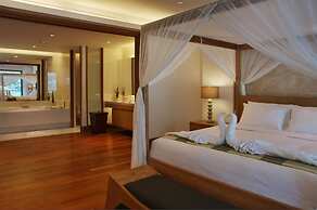 The Pearl of Naithon