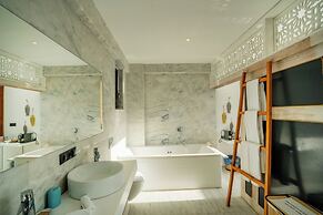 Mandalina Luxury Suites