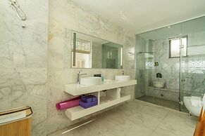 Mandalina Luxury Suites