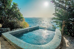 Mandalina Luxury Suites