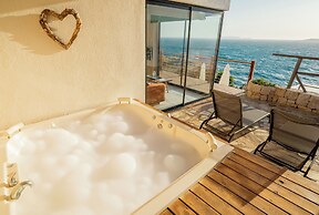 Mandalina Luxury Suites