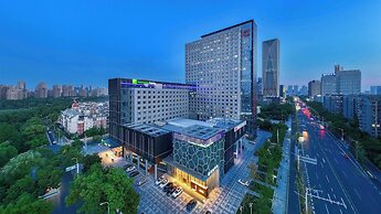 Holiday Inn Express Wuhan Jinyin Lake by IHG