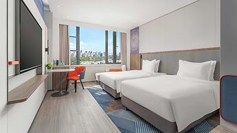 Holiday Inn Express Wuhan Jinyin Lake by IHG