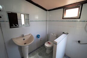 Khaothone River View Resort