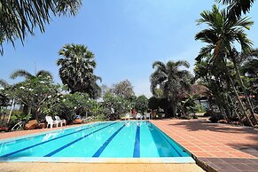 Khaothone River View Resort