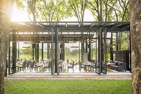 Cross Chiang Mai Riverside