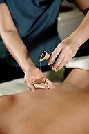 Cross Chiang Mai Riverside