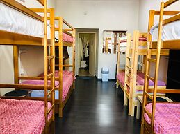 VLADSTAR Inn - Hostel