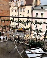 VLADSTAR Inn - Hostel