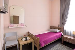 VLADSTAR Inn - Hostel